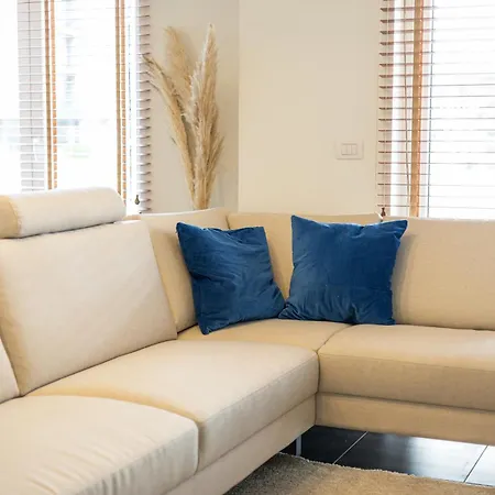 Duna Alta Gv02 G Apartment *